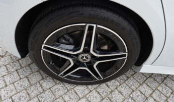 Mercedes-Benz A 250 full